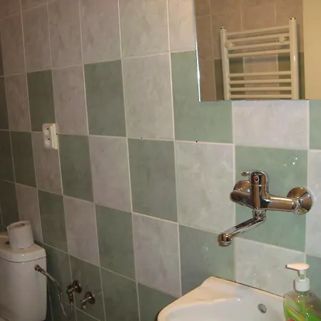 Adria ゲストハウス