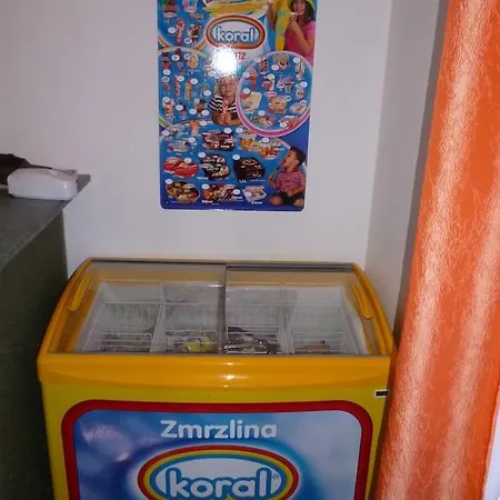 ゲストハウス Adria Turčianske Teplice